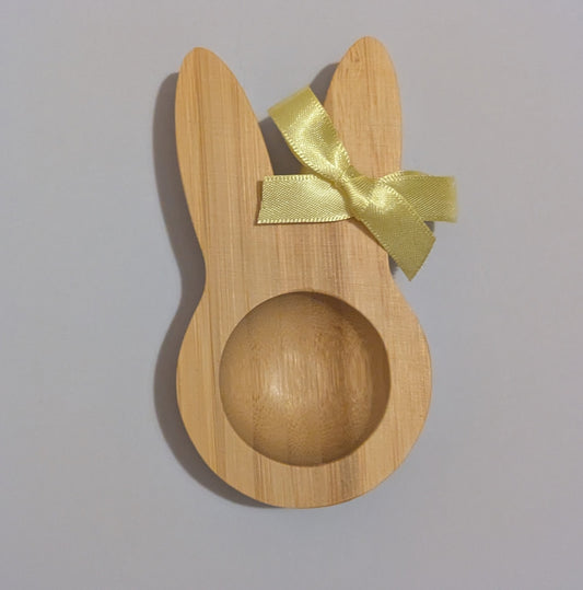 Bamboo bunny egg cups