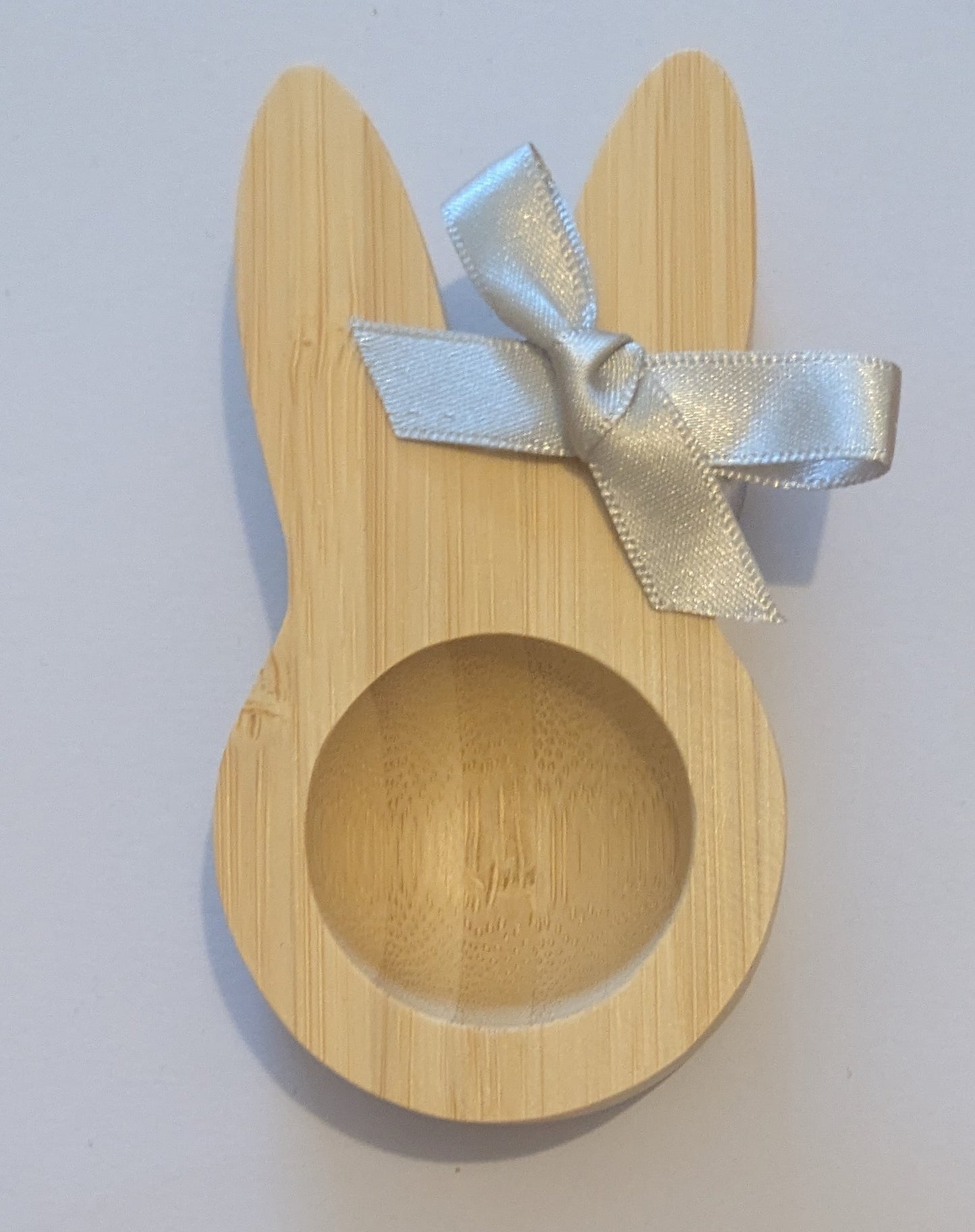 Bamboo bunny egg cups