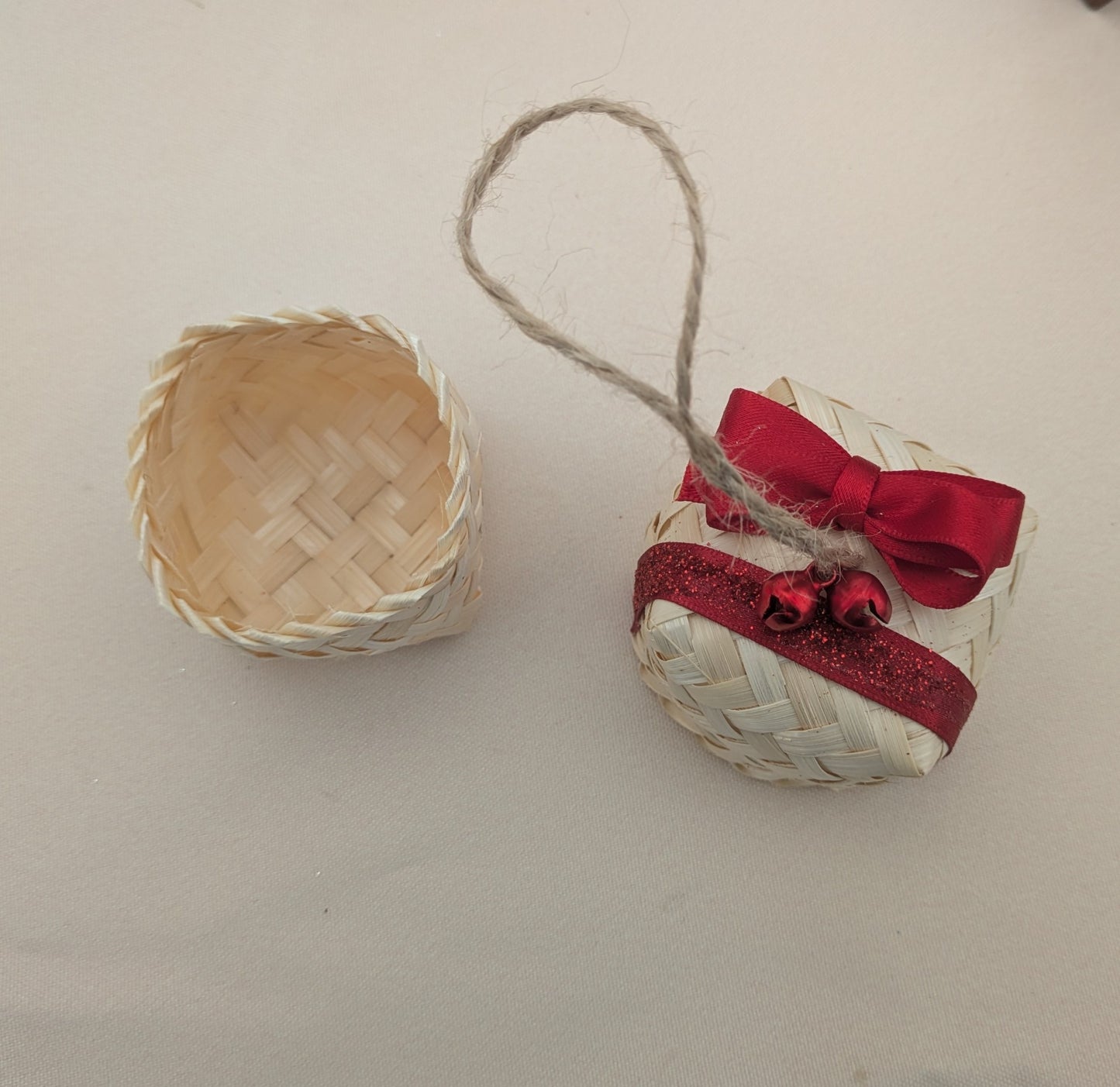 Christmas tree decoration - 3 colours available